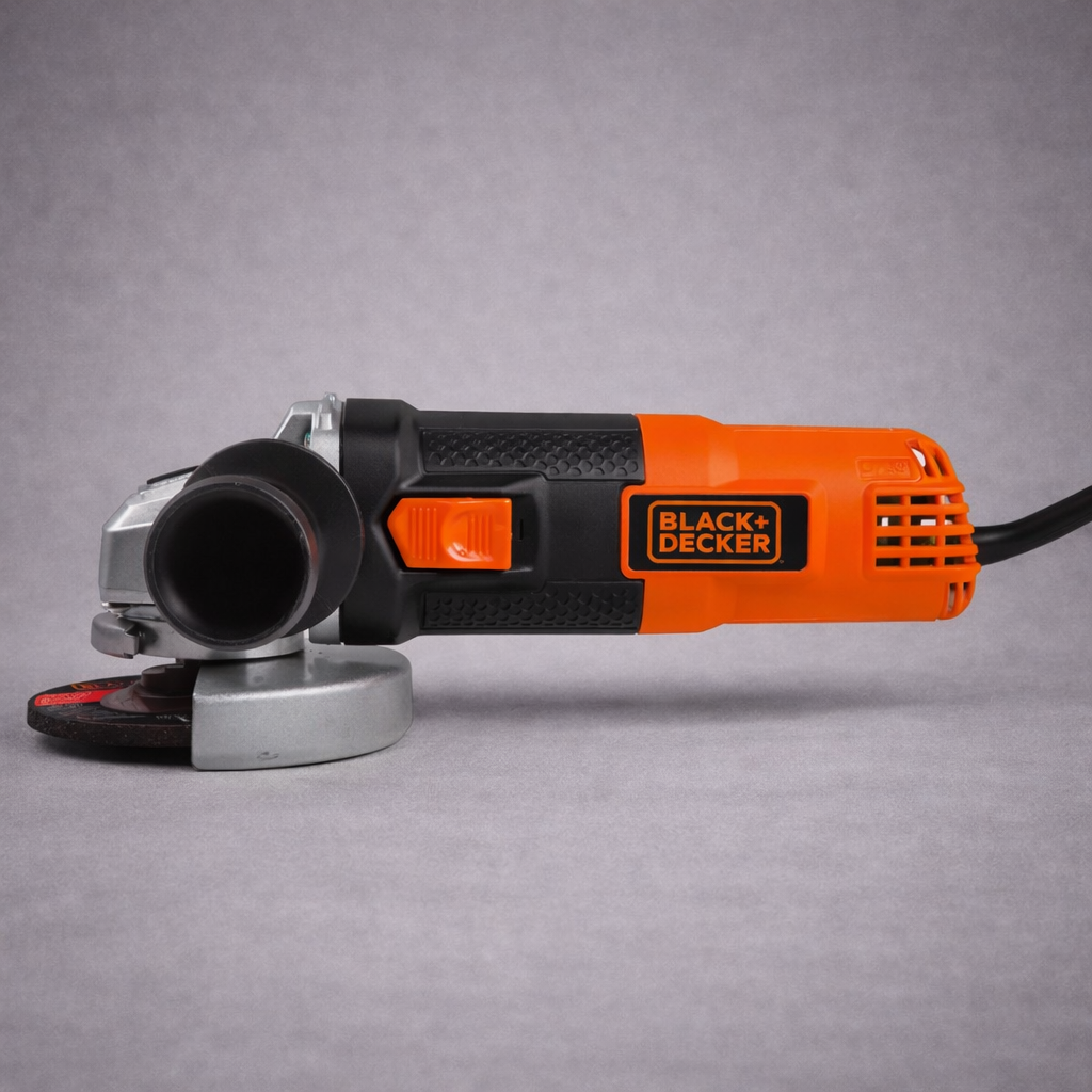 Esmeril angular 4 1/2'' 820W Black+Decker