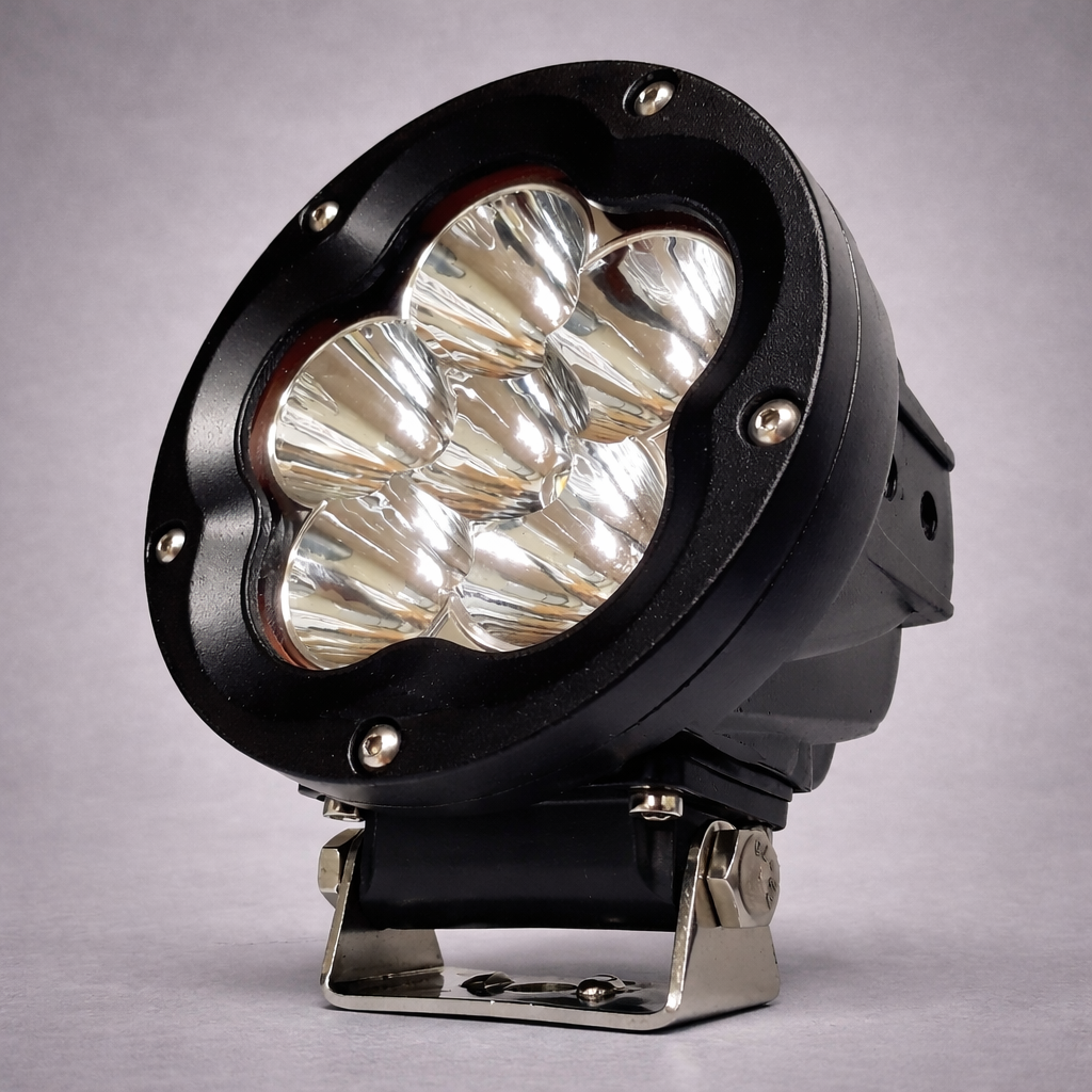 Foco faenero redondo LED 9 a 32 volts
